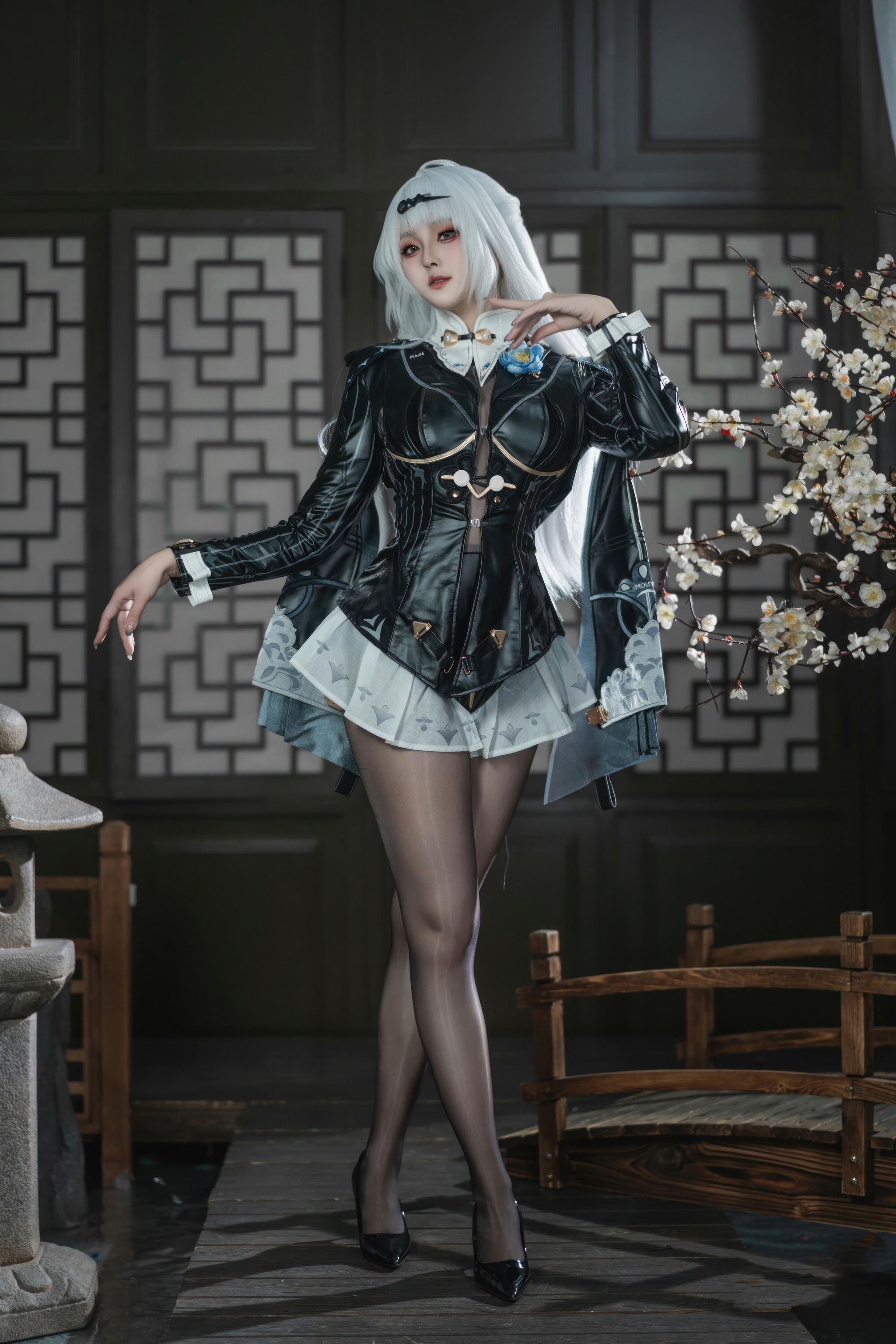 图片[1]-Natsuko夏夏子 – NO.097 绝区零 仪玄·墨形影踪[86P]-XikXak